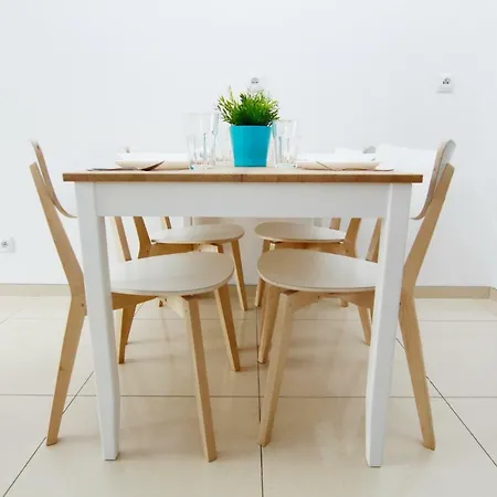 Walonska 7 - With Garden *